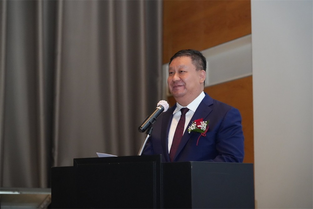 中国新闻网报道韩国深圳总商会成立仪式获广泛关注